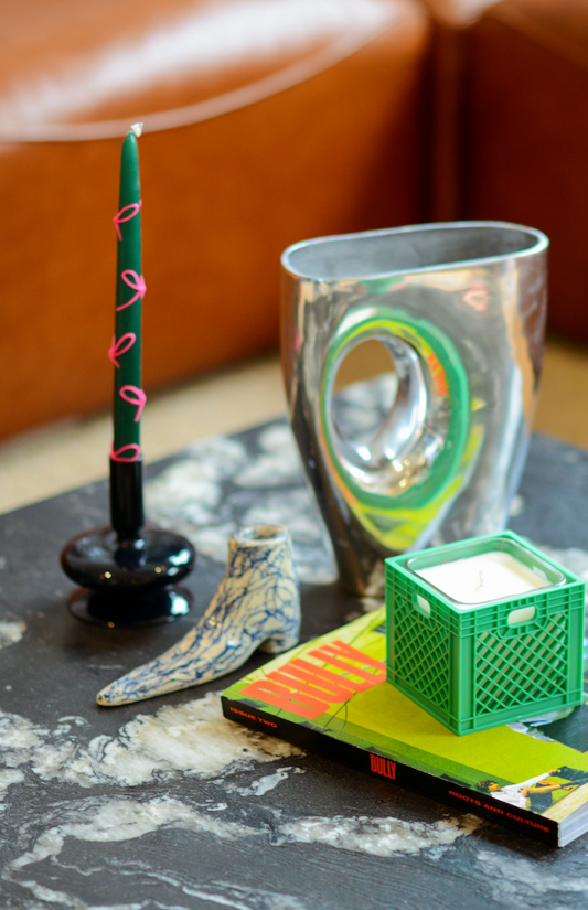 BOWS - CANDLESTICKS on green