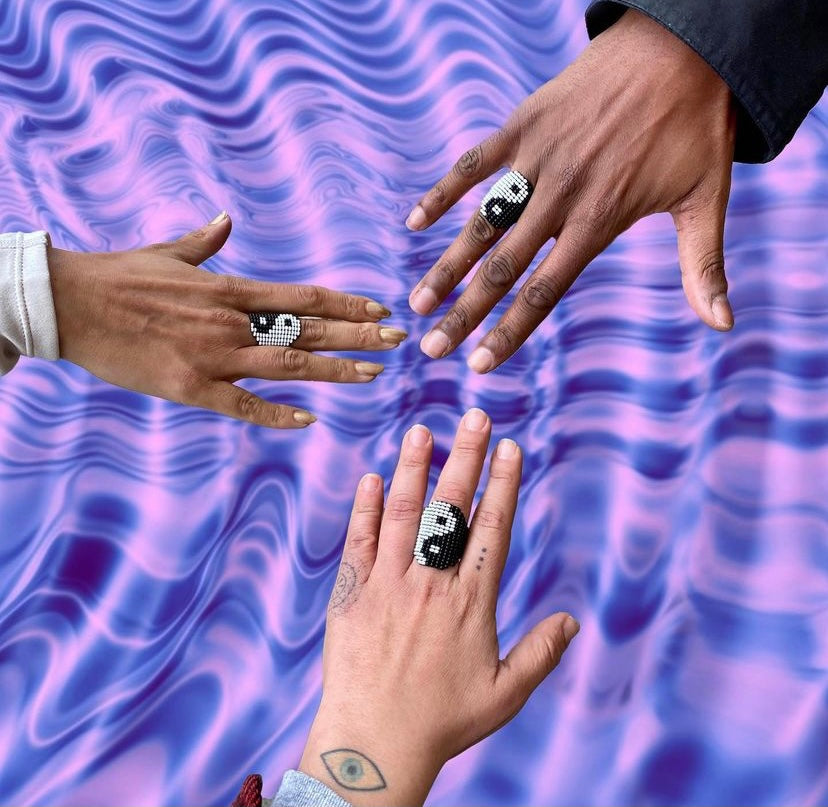 Yin yang ring
